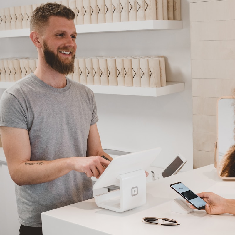 Tablet kiosk in winkel